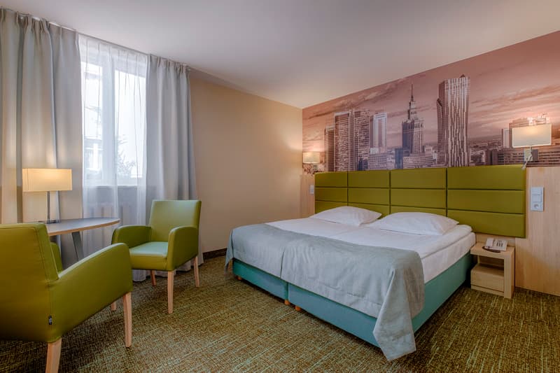 Reytan Hotel 5