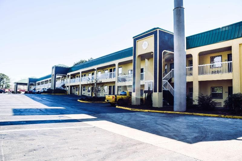 Best Western Fairwinds Inn 2