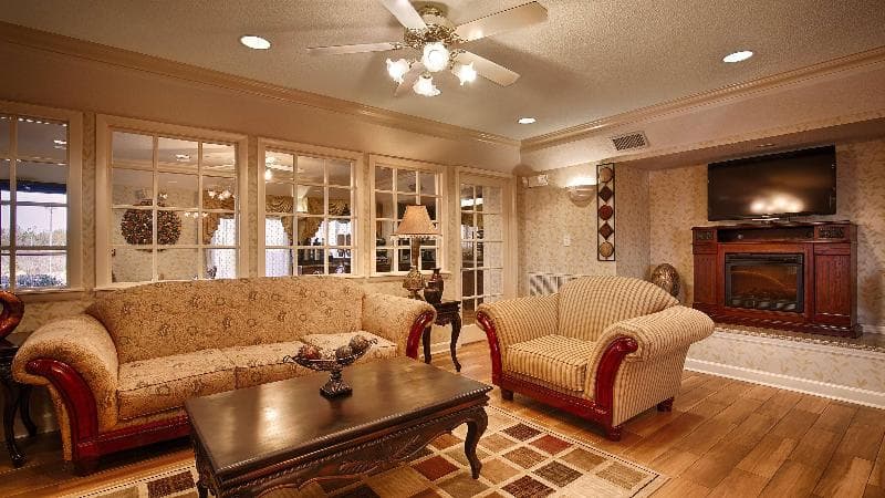 Best Western Inn 4