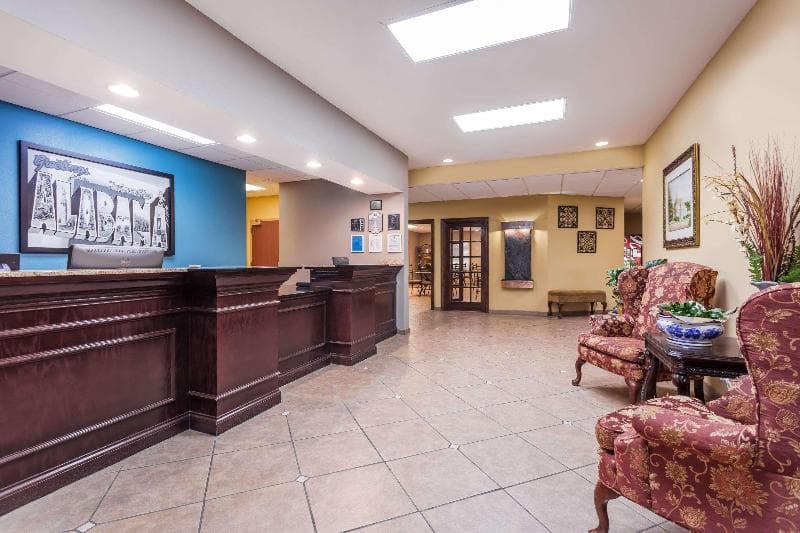 Super 8 by Wyndham Rainsville 5