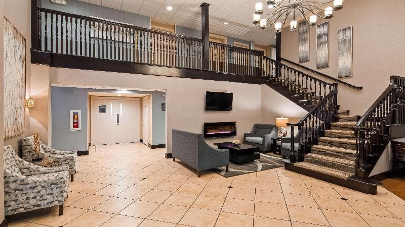 Best Western Plus Russellville Hotel & Suites 3