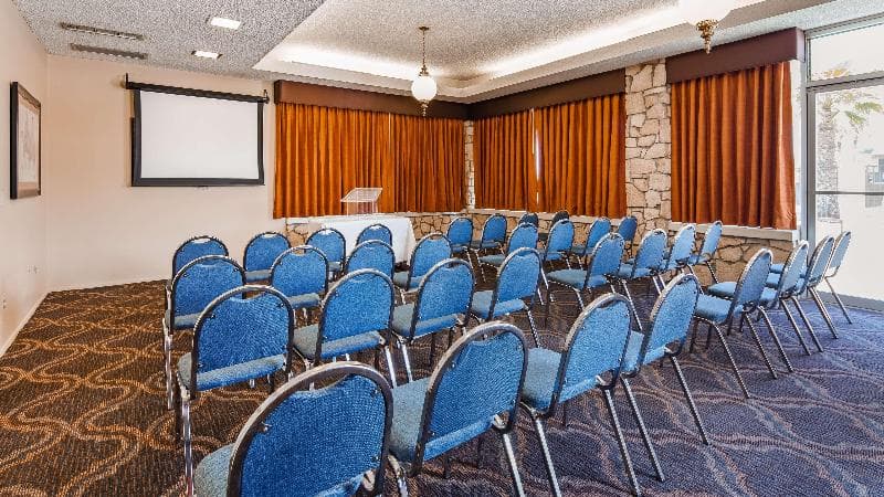 Best Western Plus King's Inn & Suites photo 1