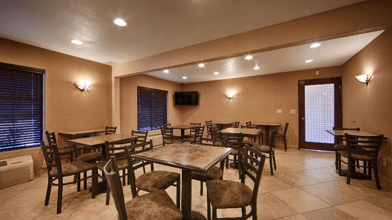 Best Western Desert Inn 2