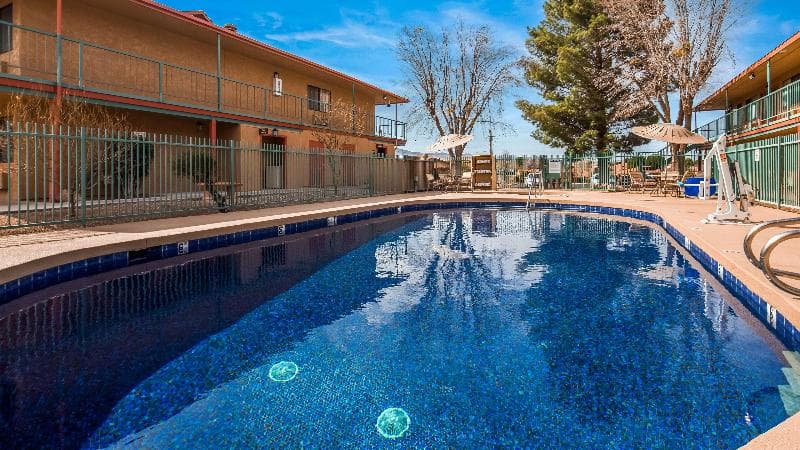 Best Western Cottonwood Inn photo 1