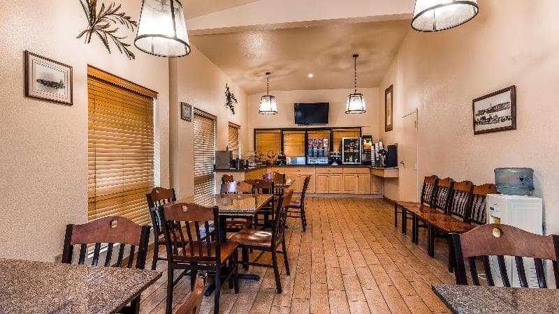 Best Western Sawmill Inn 2