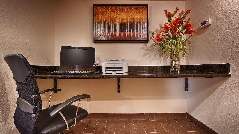 Best Western Parker Inn photo 1