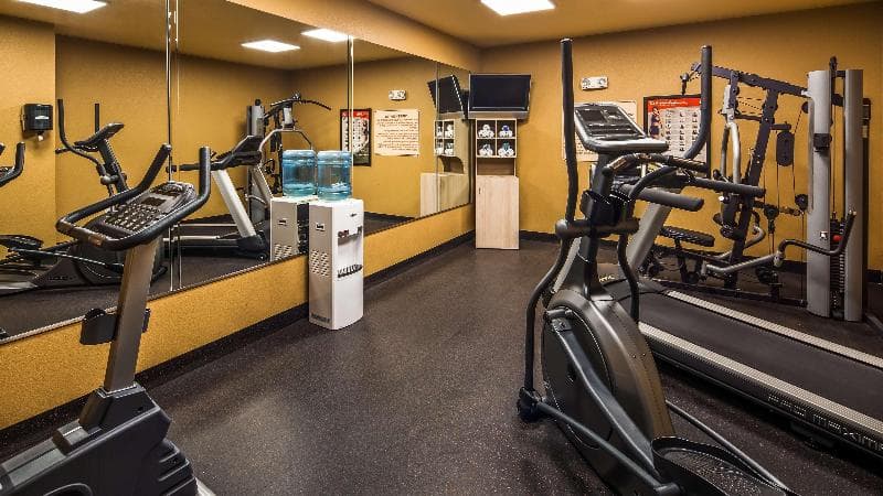 Best Western Sherwood Inn & Suites 2