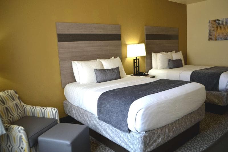 Best Western Sherwood Inn & Suites 5