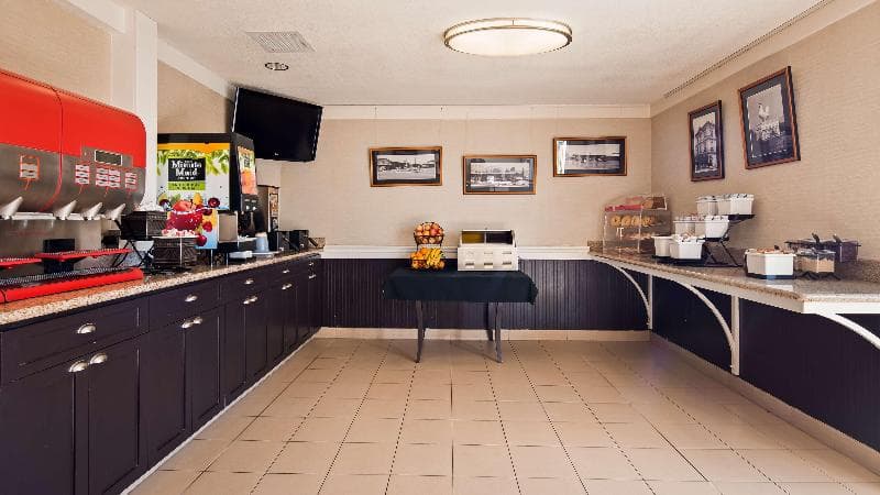 Best Western Petaluma Inn photo 1