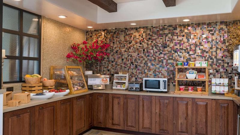 Best Western Plus Beach View Lodge 4