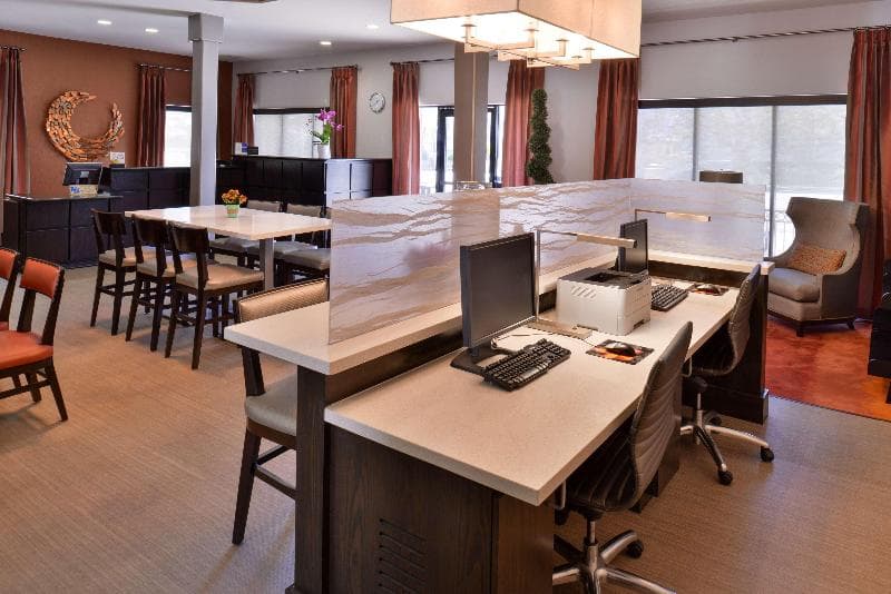 Best Western Royal Palace Inn & Suites 1