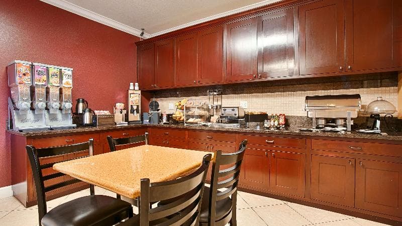 Best Western Anderson Inn 2