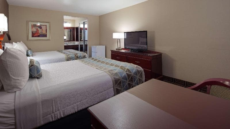 Best Western Pasadena Inn 4