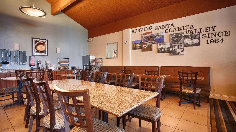 Best Western Valencia Inn 2