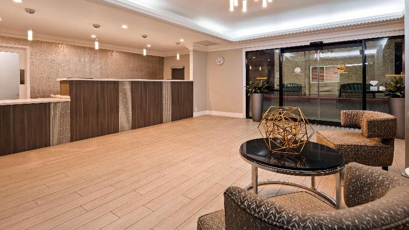 Best Western Plus Ontario Airport & Convention Center 4