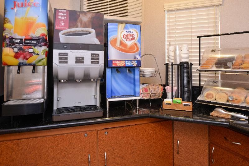Best Western Courtesy Inn - Anaheim Park Hotel photo 1