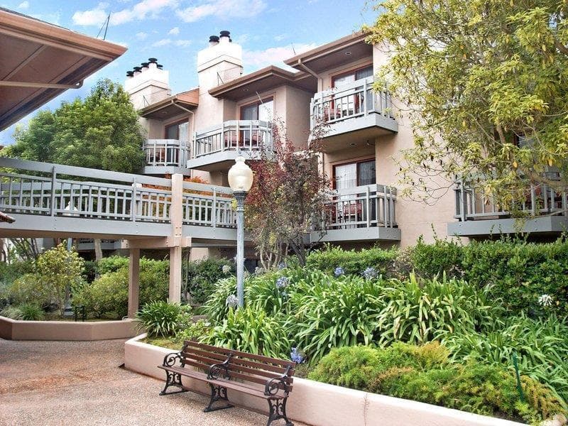 Best Western Plus Victorian Inn 4
