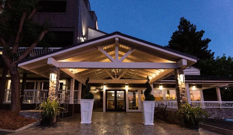 Best Western Plus Inn at the Vines 4