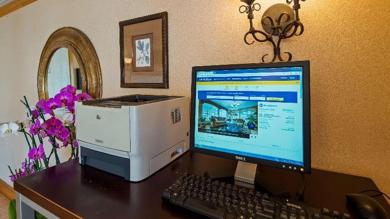 SureStay Hotel by Best Western Camarillo photo 1