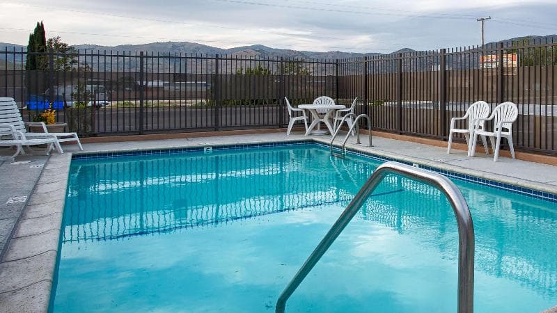 Surestay By Best Western Tehachapi 4