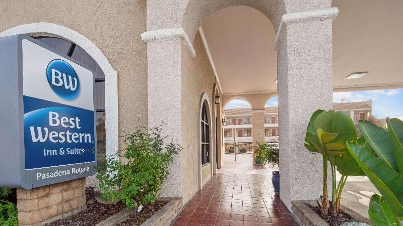 Best Western Pasadena Royale Inn & Suites 2