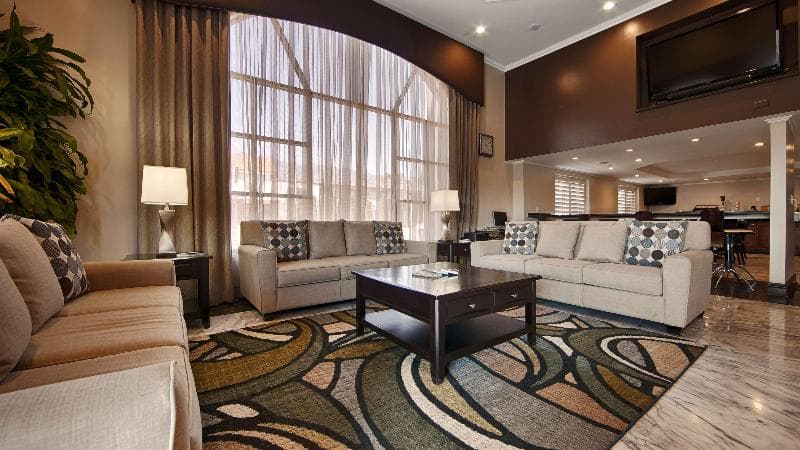 Best Western Pasadena Royale Inn & Suites 3