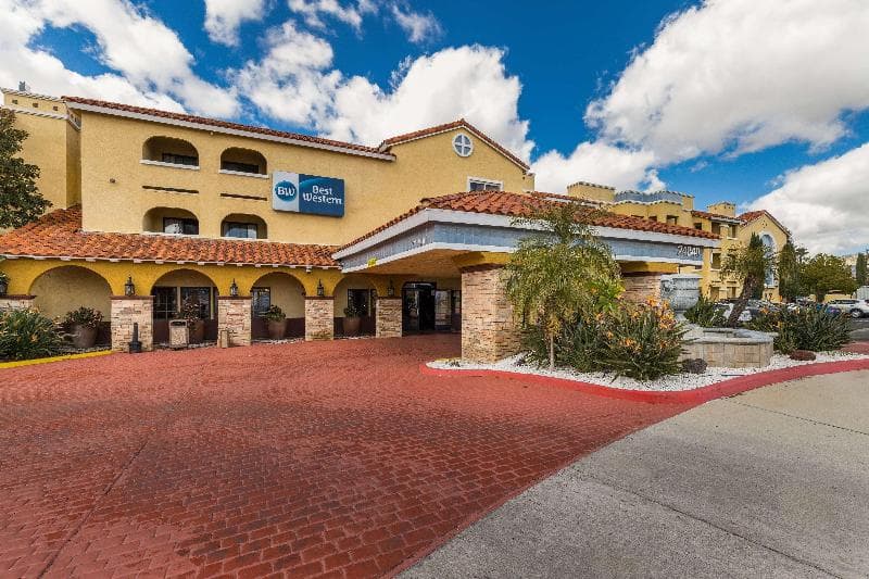 Best Western Moreno Hotel & Suites 5