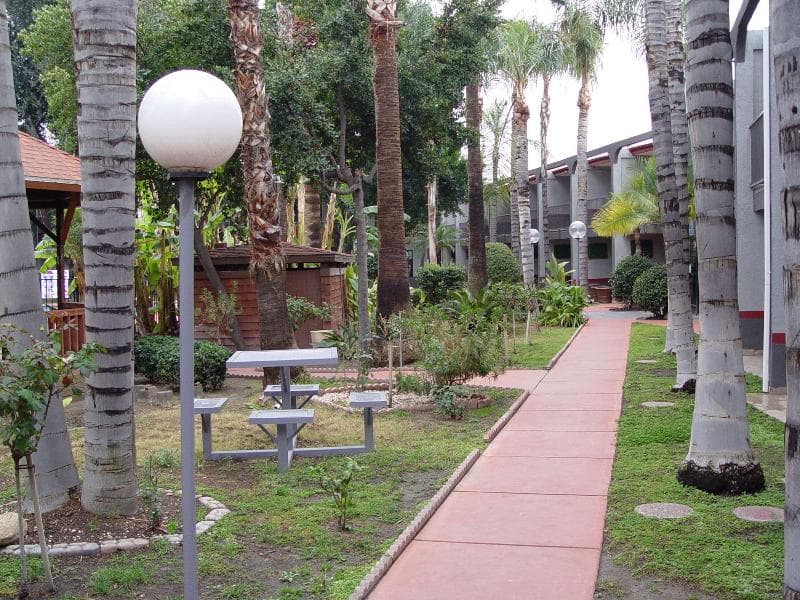 Duniya Hotel 4