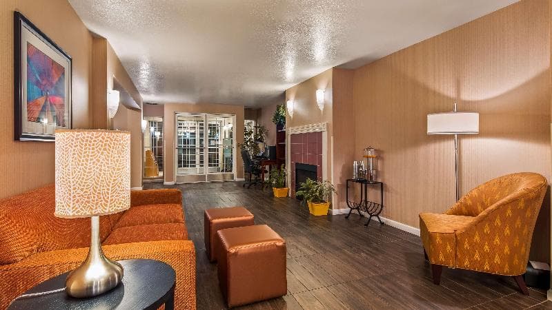 Best Western Luxury Inn 2