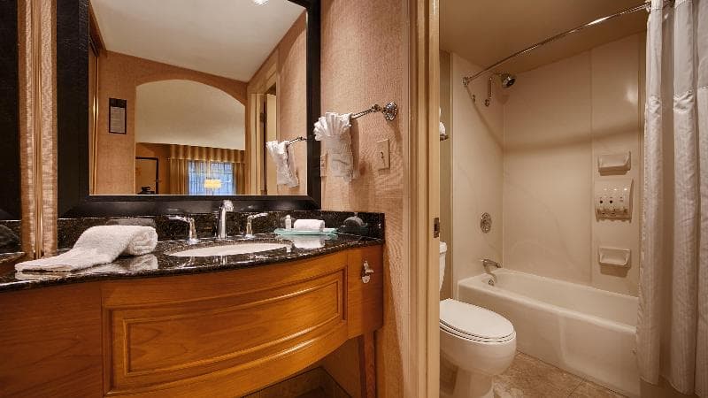 Best Western Plus Las Brisas Hotel 4