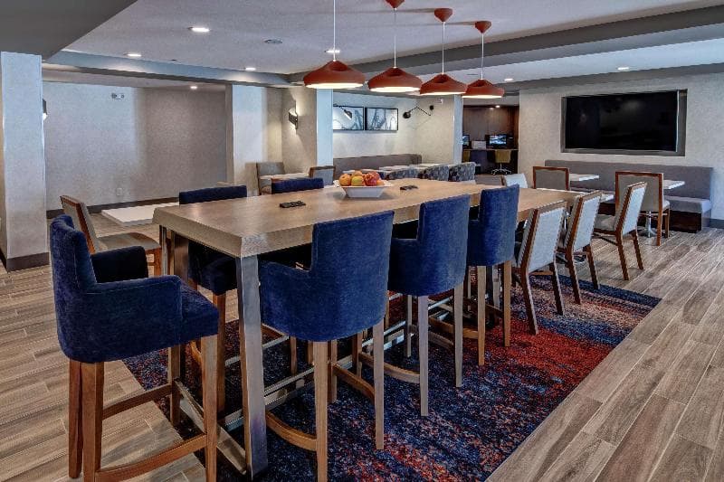 Hampton Inn Vallejo 3