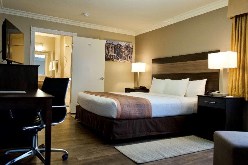 Best Western China Lake Inn photo 1