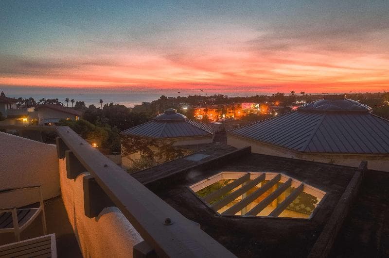 Best Western Encinitas Inn & Suites at Moonlight Beach 2