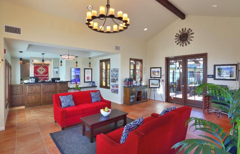 Best Western Lamplighter Inn And Suites At Sdsu 4