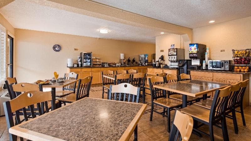 Best Western Americana Inn 3