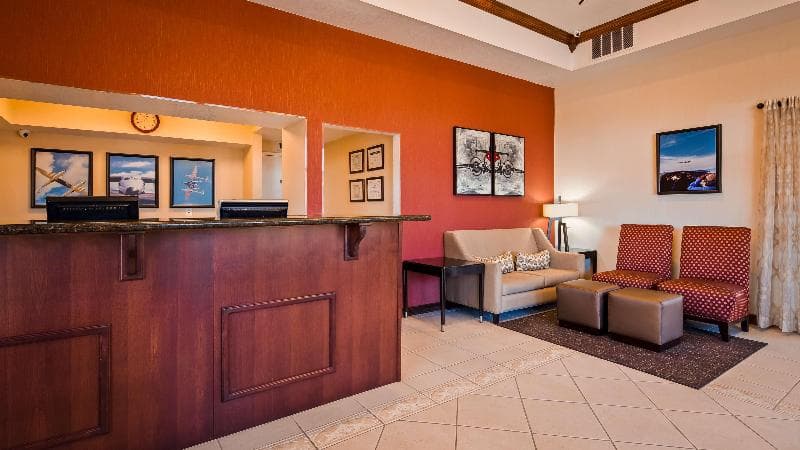 Best Western Desert Winds 4