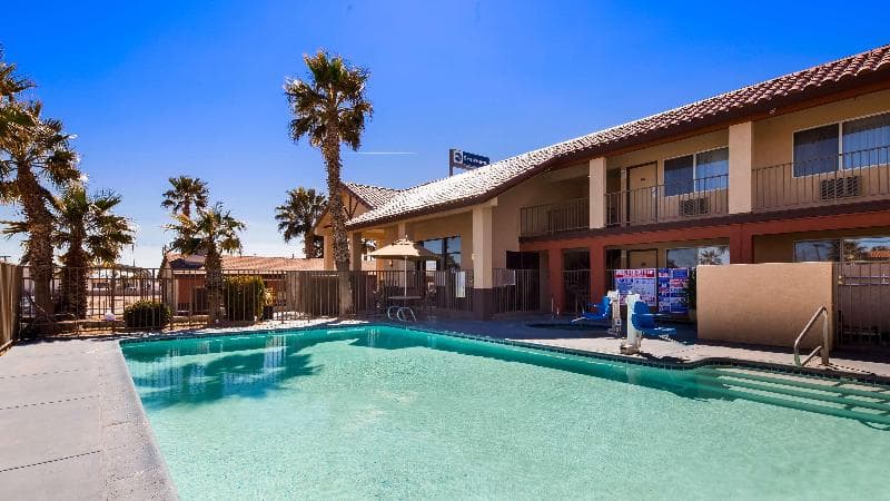 Best Western Desert Winds 5