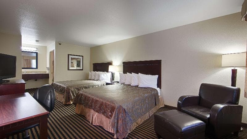 Best Western Marina State Beach 5