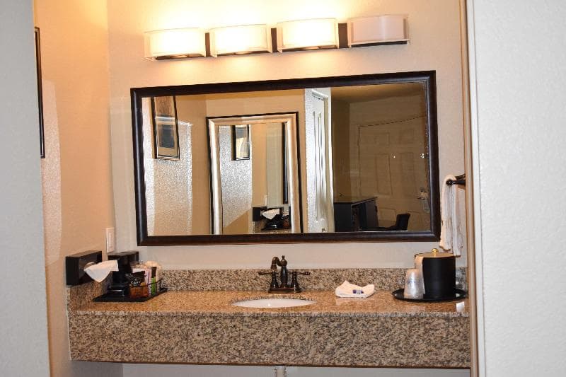 Best Western Apricot Inn 5