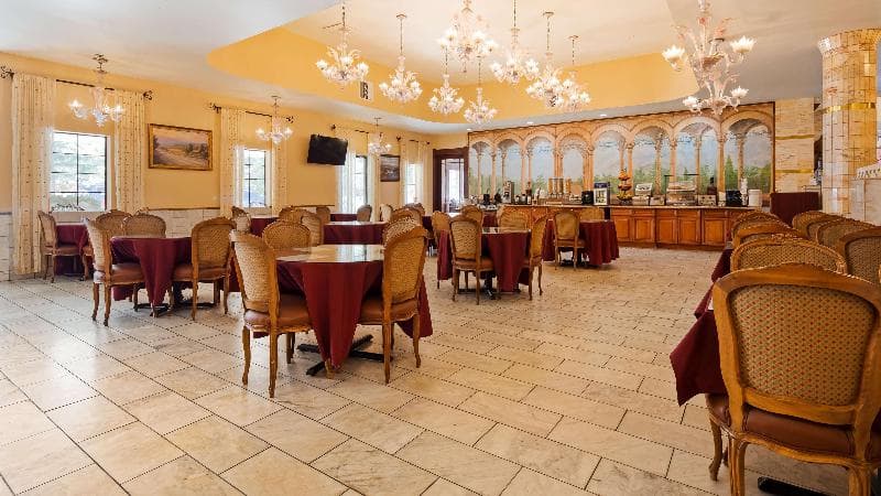Best Western Big Bear Chateau 3