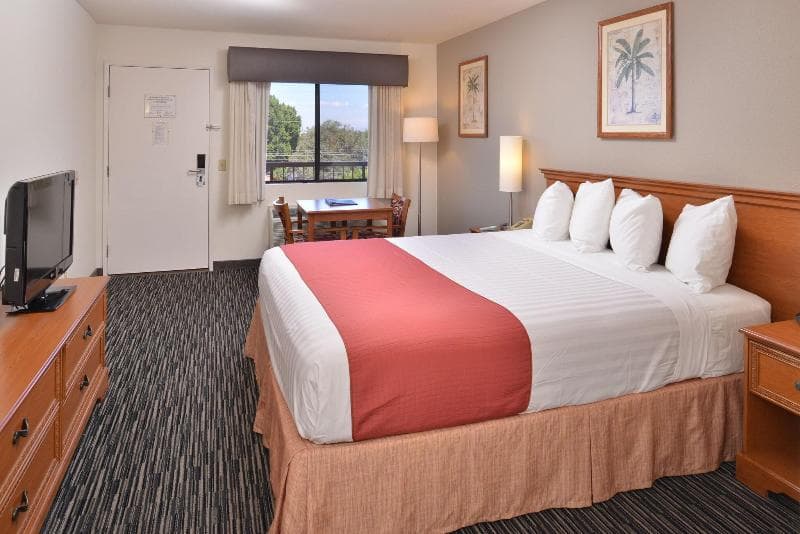 Pleasant Inn photo 1