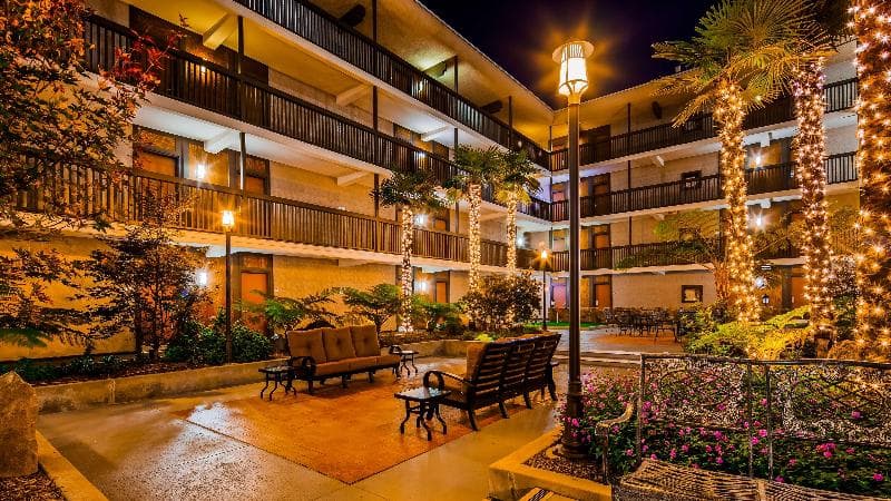 Best Western Plus Thousand Oaks Inn 3