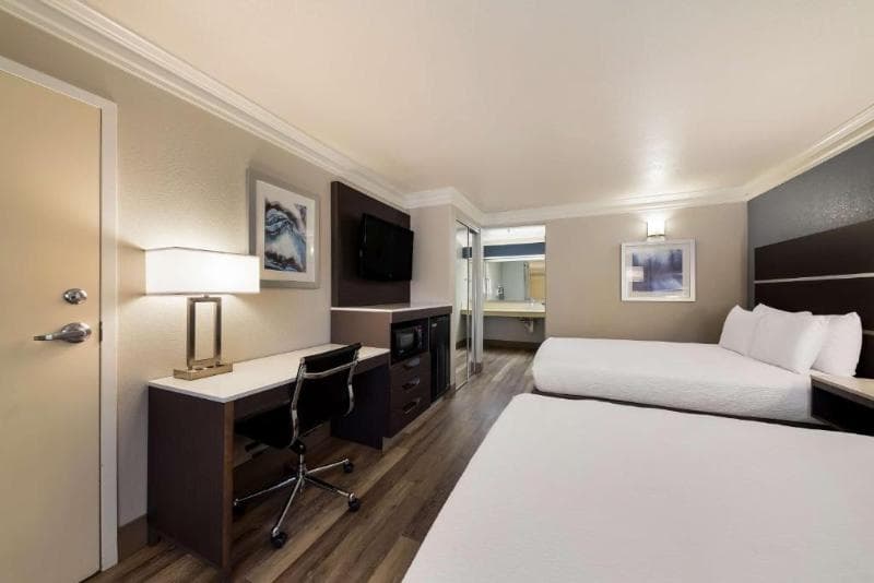 Best Western Inn & Suites Lemoore 5
