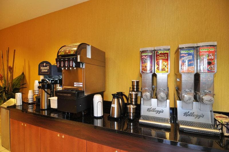 Best Western Plus Fresno Inn 5