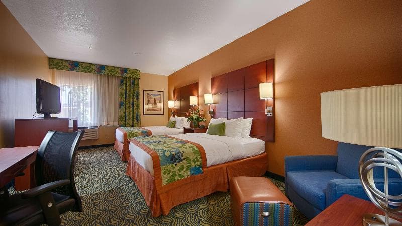 Best Western Plus Fresno Inn 3