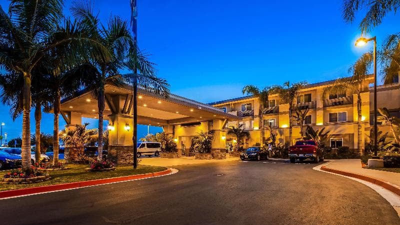 Best Western Plus Marina Gateway Hotel photo 1