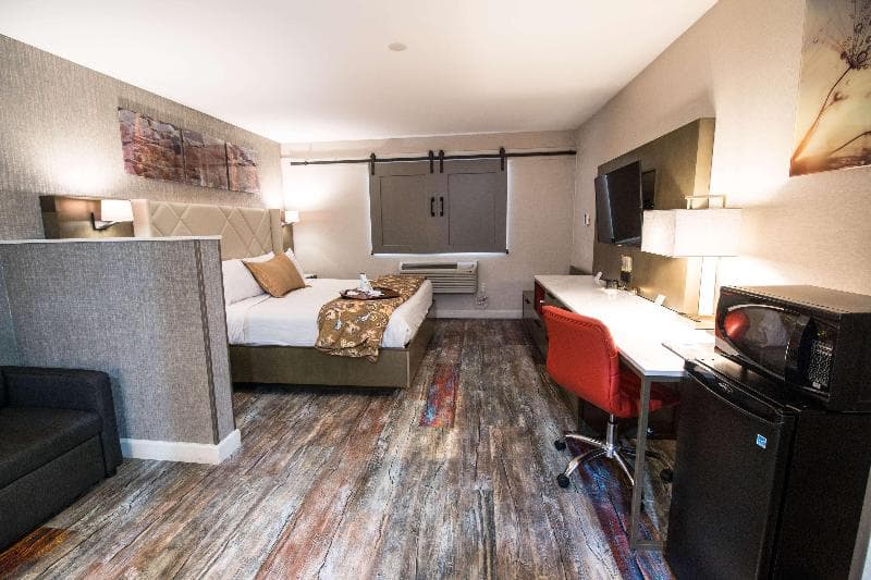 Empeiria High Sierra Hotel 4