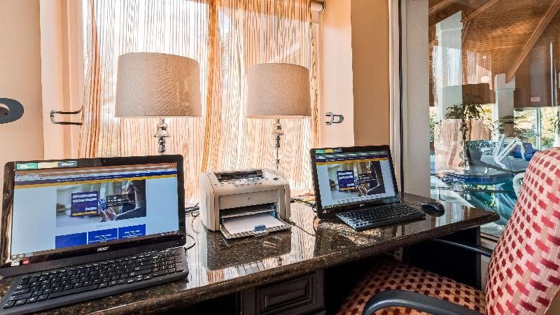 Best Western Plus Corning Inn photo 1