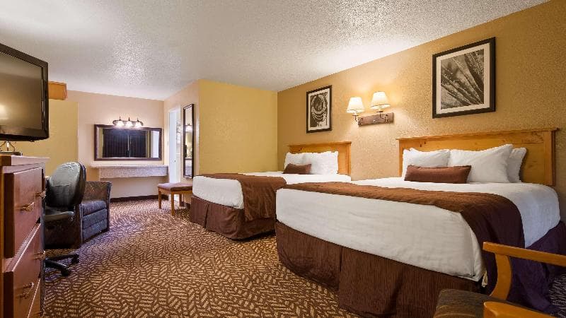Best Western Turquoise Inn & Suites 2