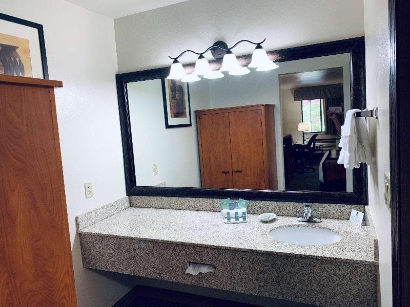 Best Western Grande River Inn & Suites 4